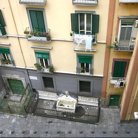Al Centro E Meglio B&B Neapol Exteriér fotografie