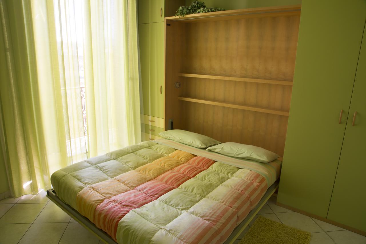 Al Centro E Meglio B&B Neapol Exteriér fotografie
