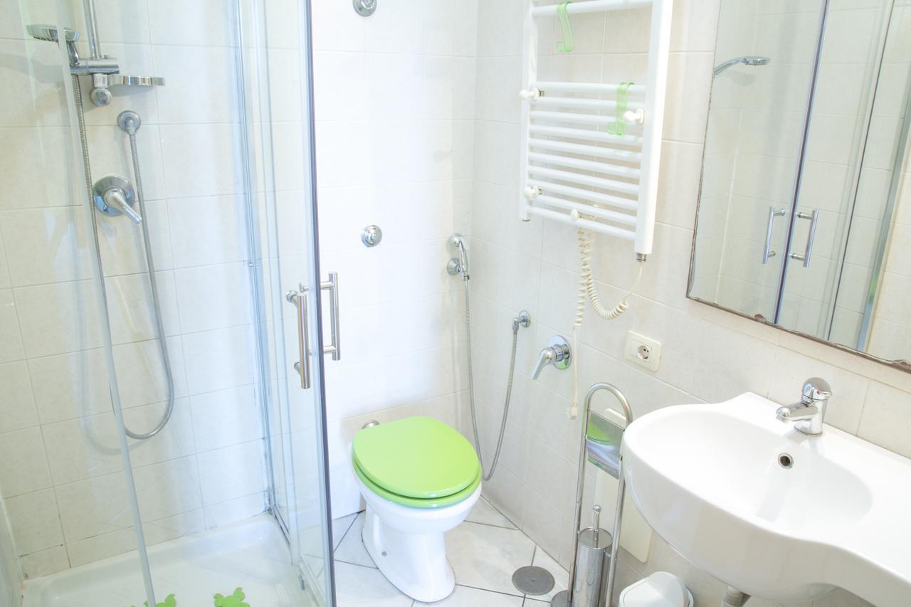 Al Centro E Meglio B&B Neapol Exteriér fotografie